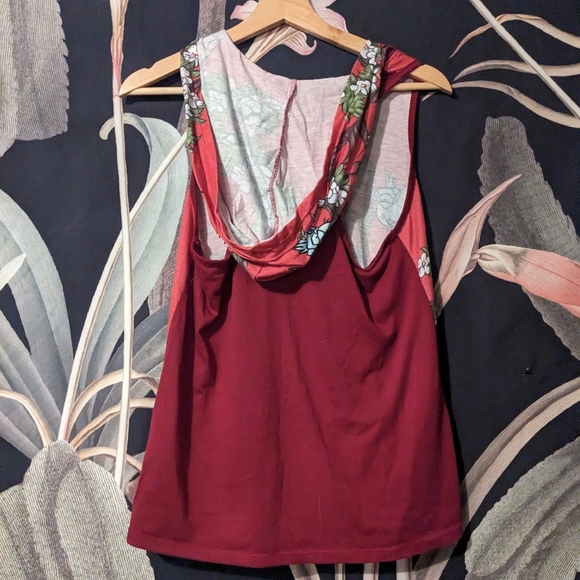 Snow White Hoodie Tanktop - Picture 2 of 2